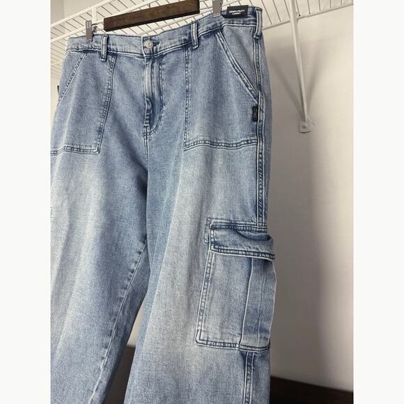 Silver Jeans Co. Denim Utility Cargo Jeans Mid Rise Straight Leg size 14W - Picture 2 of 9